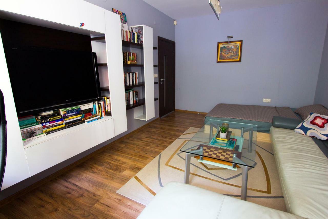 Modern Apartment In The Heart Of Vidin Esterno foto